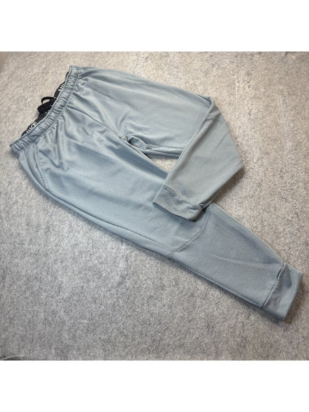 Nike Jogger Men 2XL XXL Gray Fleece Sweatpants 29" Relaxed Fit AJ4454